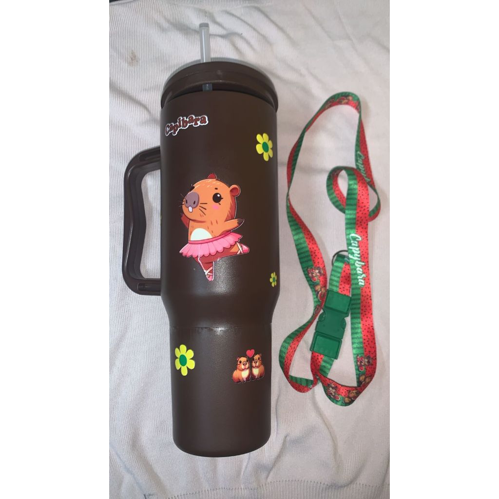 Copo com Canudo Capivara 1200ml Em Policarbonato + Brinde