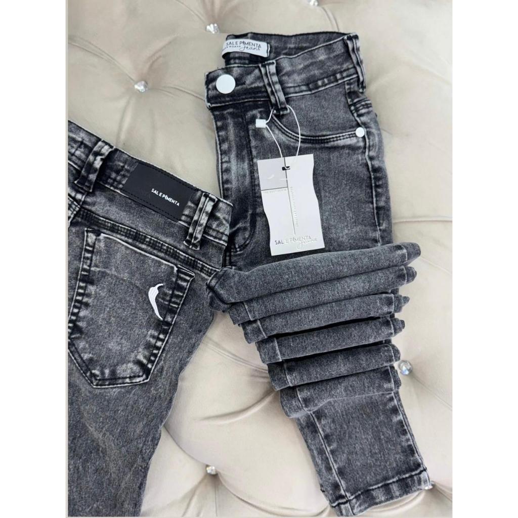 Calça Jeans Sal e Pimenta com Lycra Levanta Bumbum Cintura Alta em Oferta na Shopee
