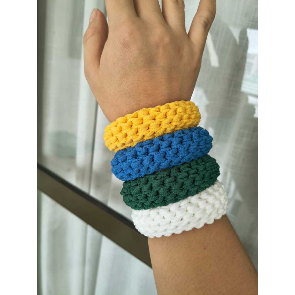 Braceletes de crochê nas cores da Copa Brasil - 15mm