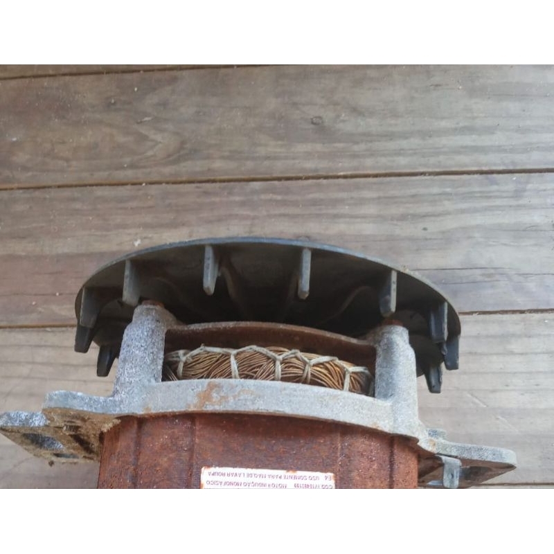 Base do motor da lavadora Brastemp bwk11 usada