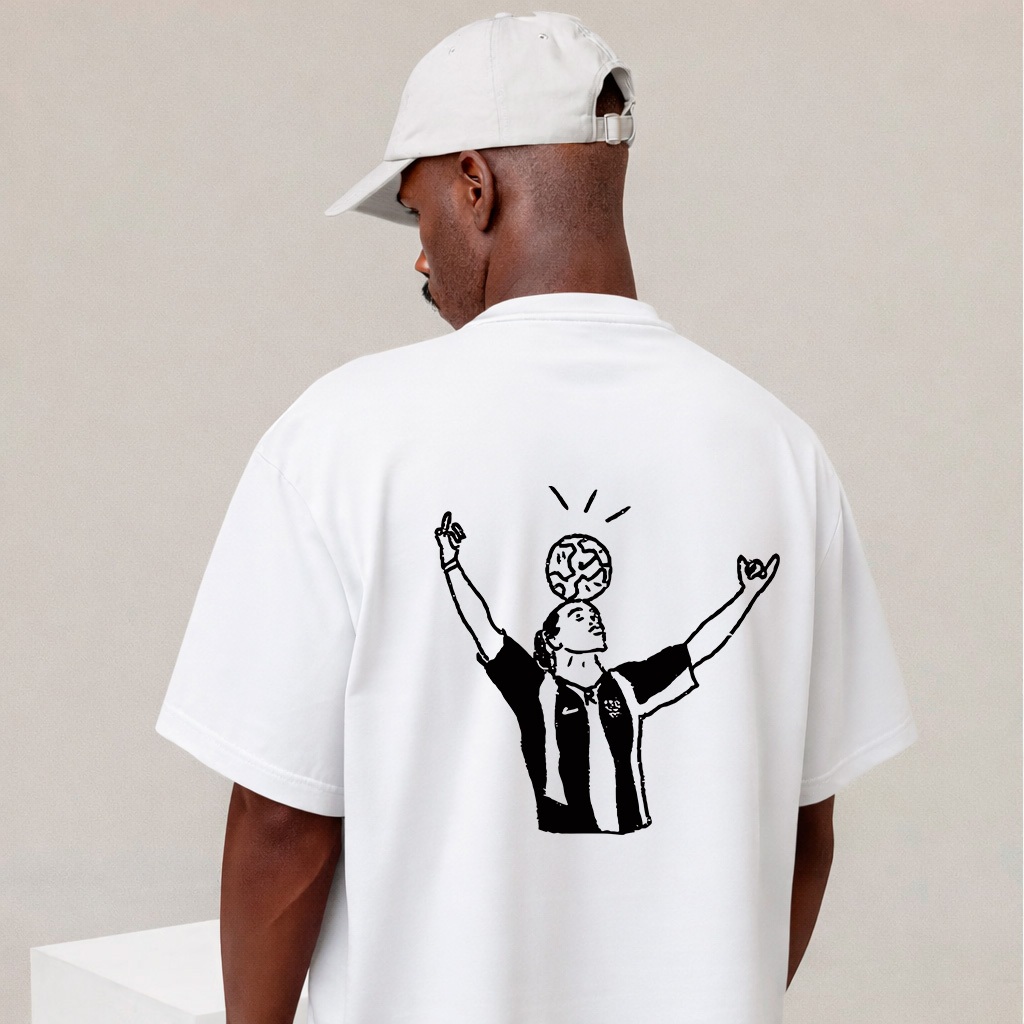 Camiseta Oversized Futebol Copa do Mundo Ronaldinho Bruxo Hexa Brasil 100% Algodão Unissex Feminino Masculino