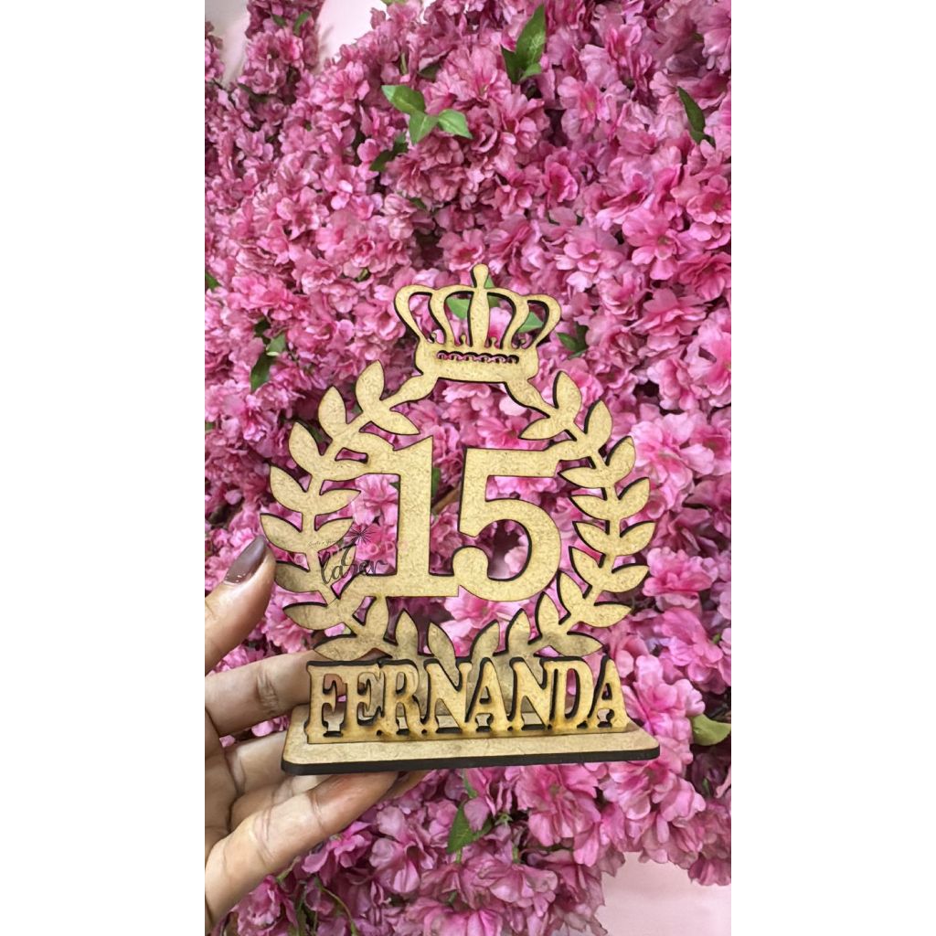 Lembrancinhas 15 anos princesa, coroa, cinderela 12x12 personalizado com nome  MDF centro de mesa