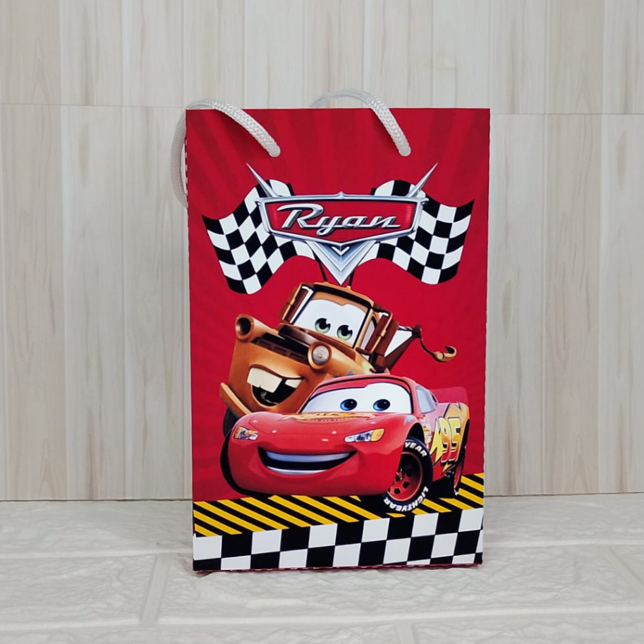 Sacolinha Surpresa M Personalizada Lembrancinha/Aniversario/ CARROS RELAMPAGO MCQUEEM PEGUE E MONTE