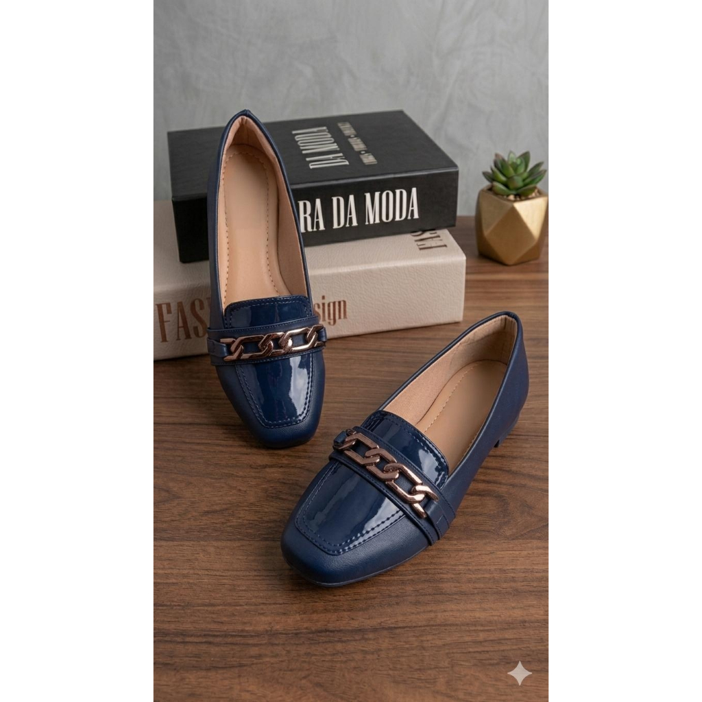 Mocassim Feminino com Corrente | Confortável | Casual Elegante | Sapato Social Feminino