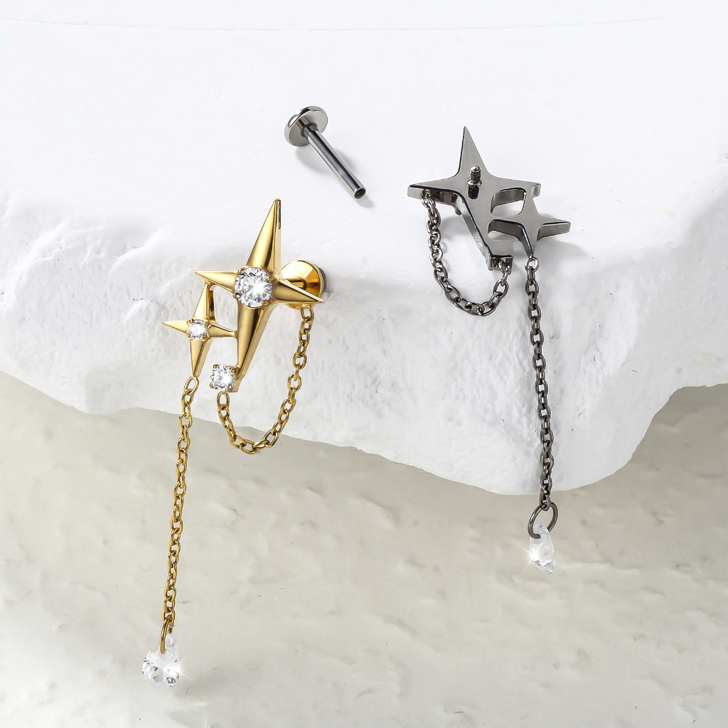 Piercing TitâNio Estrela de quatro pontas Com corrente de pingente de zircônia · foto 2