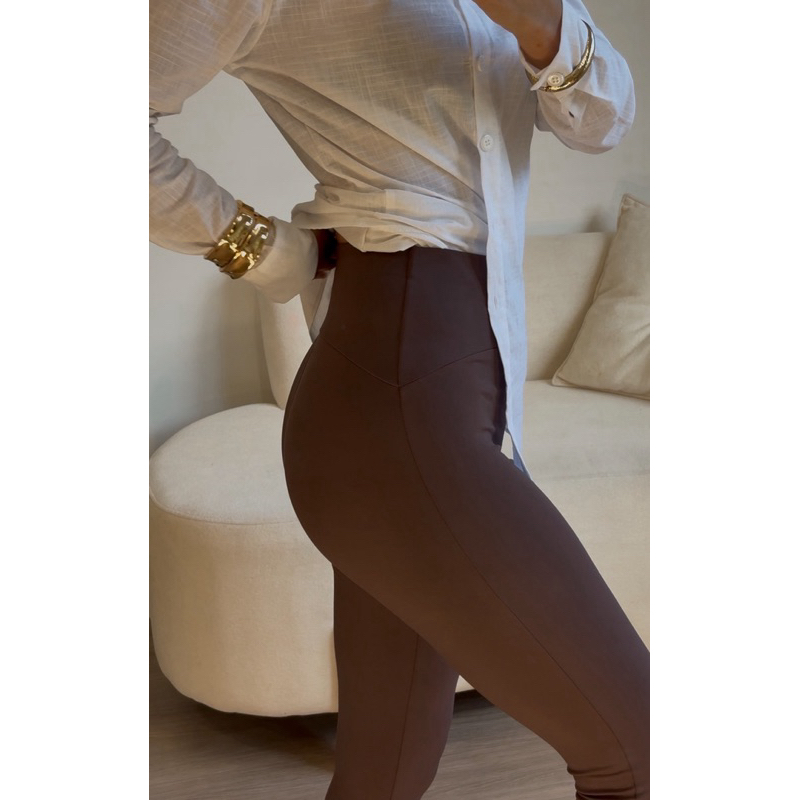 CALÇA LEGGING FUSÔ PEZINHO EM POLIAMIDA — imagem 2 de 2