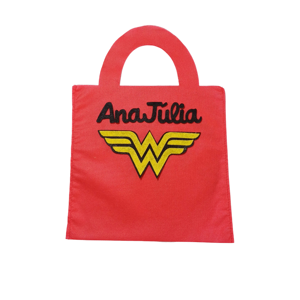 Sacolinhas Personalizadas TNT com nome criança Mulher Maravilha lembrancinhas de festa de aniversario 22cmX22cm