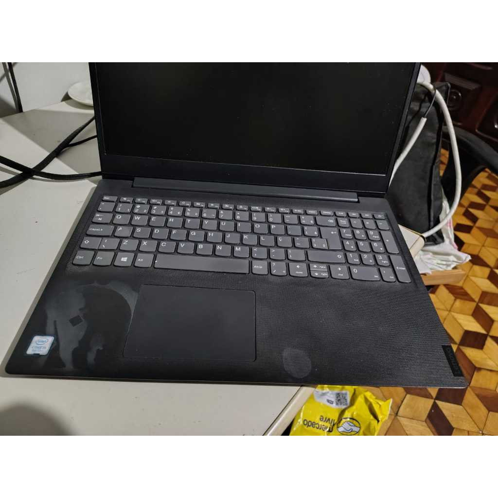 Notebook Lenovo ideapad i5 de oitava geração ssd 120gb e 8gb de ram ddr4