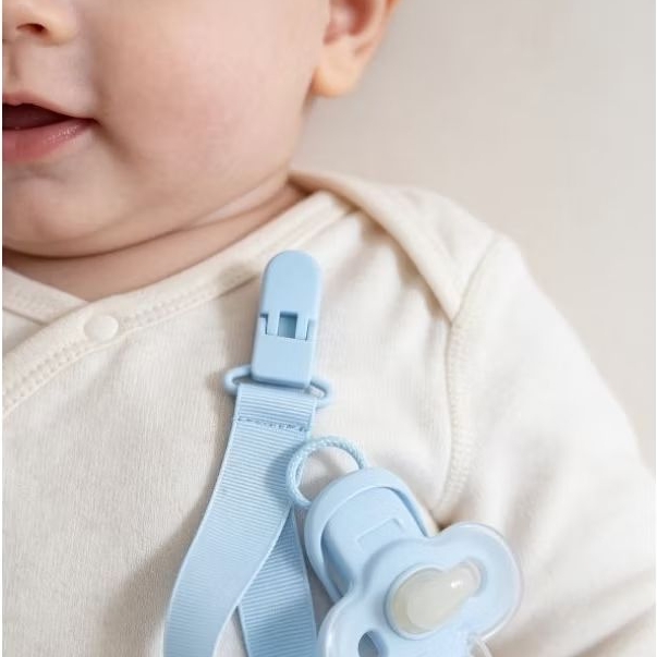 OFERTA 1UND Prendedor De Bico Chupeta Clean várias cores Candy Luxo clip seguro moderno presente Maternidade mêsversario