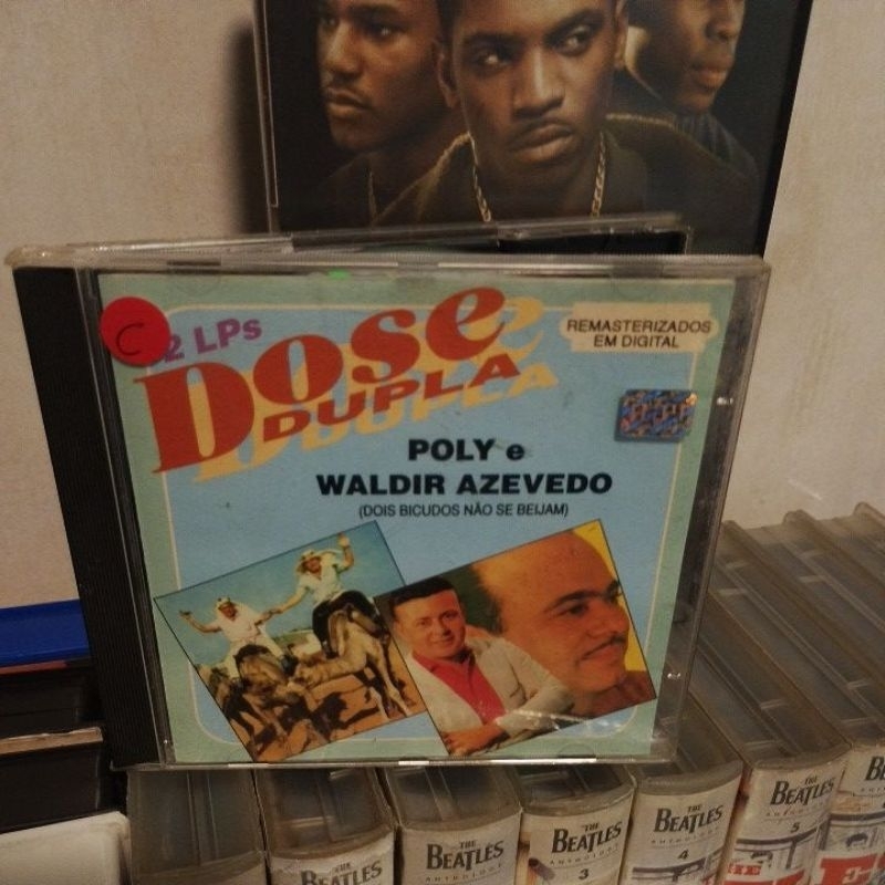 CD Poly e Waldir Azevedo dois bicudos não se beijam