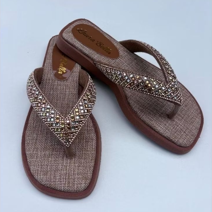 Sandália Rasteira Chinelo Feminino Strass Colorido Rasteirinha Feminina Super confortável e Elegante
