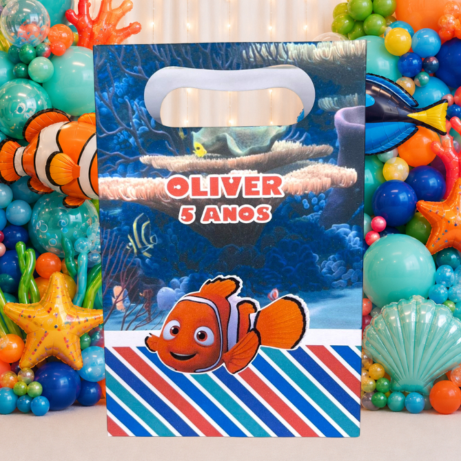 SACOLINHA PERSONALIZADA PARA LEMBRANCINHAS PROCURANDO NEMO DORY | SACOLA PERSONALIZADA | SACOLA SURPRESA