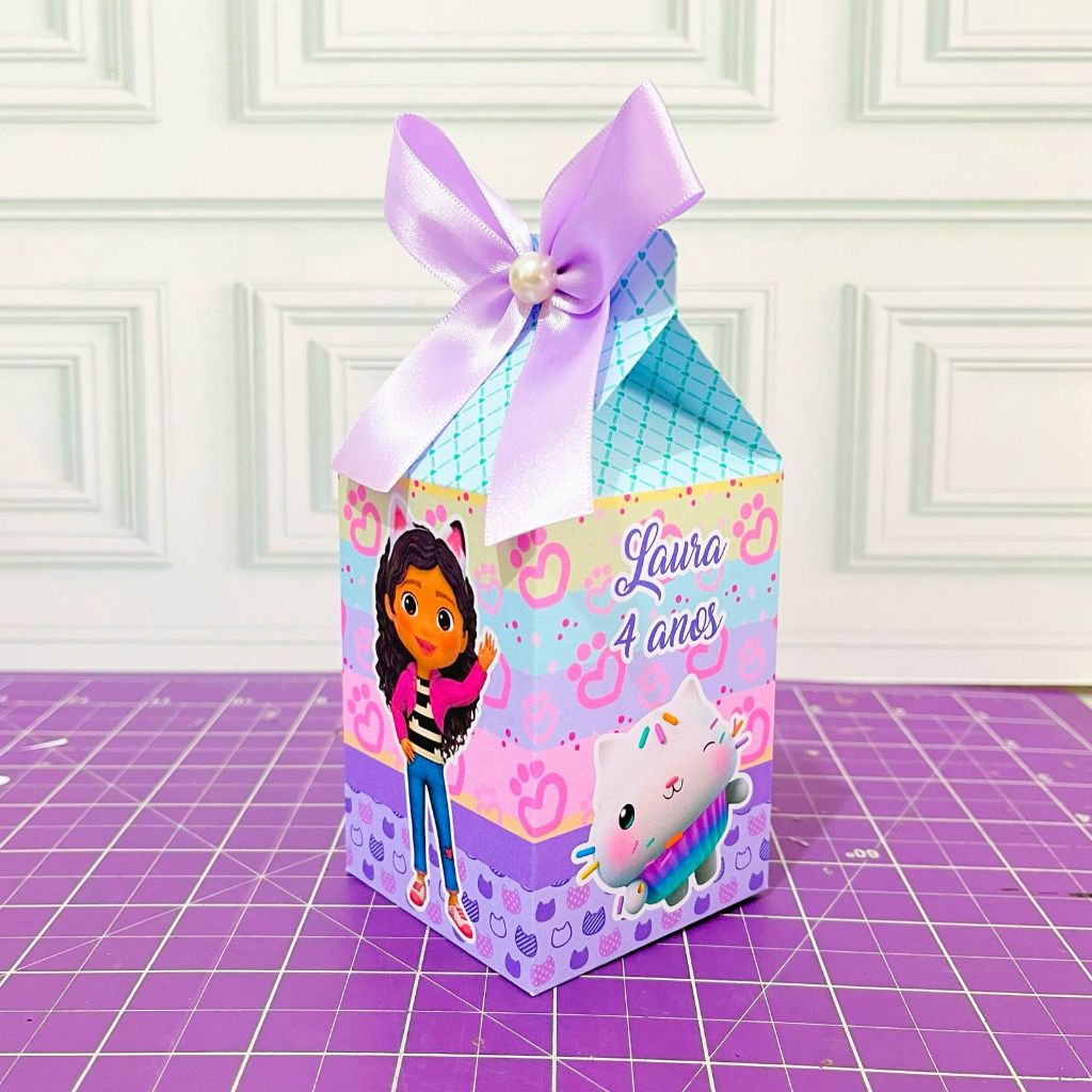 Kit Festa Casa Mágica da Gabby Fácil de Montar Lembrancinha Infantil Papelaria Personalizada — imagem 2 de 2