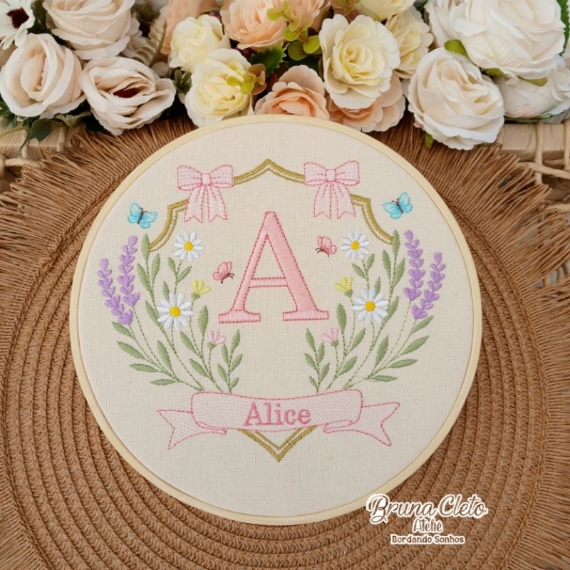 Quadro Porta de Maternidade Menina Floral Personalizado - Bastidor de Madeira 20cm