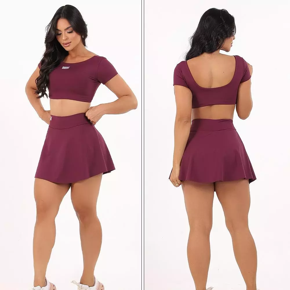 Look de Academia Cropped Short Saia Top de Manga Costa Aberta Saia Rodada Beach Tennis Roupa Feminina de Academia — imagem 1