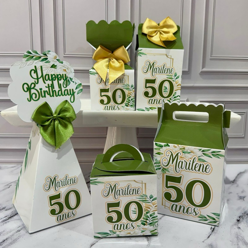 Kit Caixas Personalizadas Verde com dourado/festa/ aniversário/ mimo/ personalizados/ papelaria/lembrancinhas
