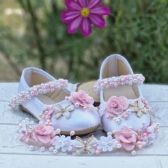 kit Faixinha e sapatinho de cetim jardim encantado flores borboletas infantil menina