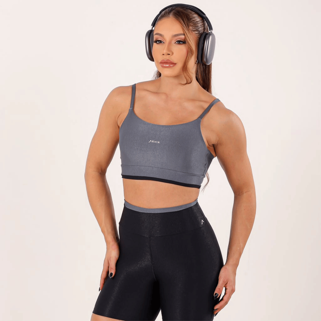 Conjunto Fitness de Academia Feminino Premium Top e Short Micro Canelado em Poliamida Zero Transparência Não Marca