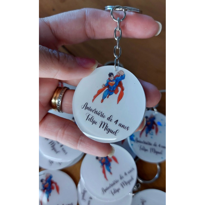 Chaveiro Personalizado (4cm) - Lembrancinha de Aniversário/Eventos - Personalize com Nome e Personagem