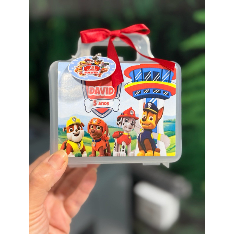 10 Maletinhas Acrílica Personalizada com Nome, Idade e Tag – Lembrancinha Infantil para Aniversário e Festa Temática