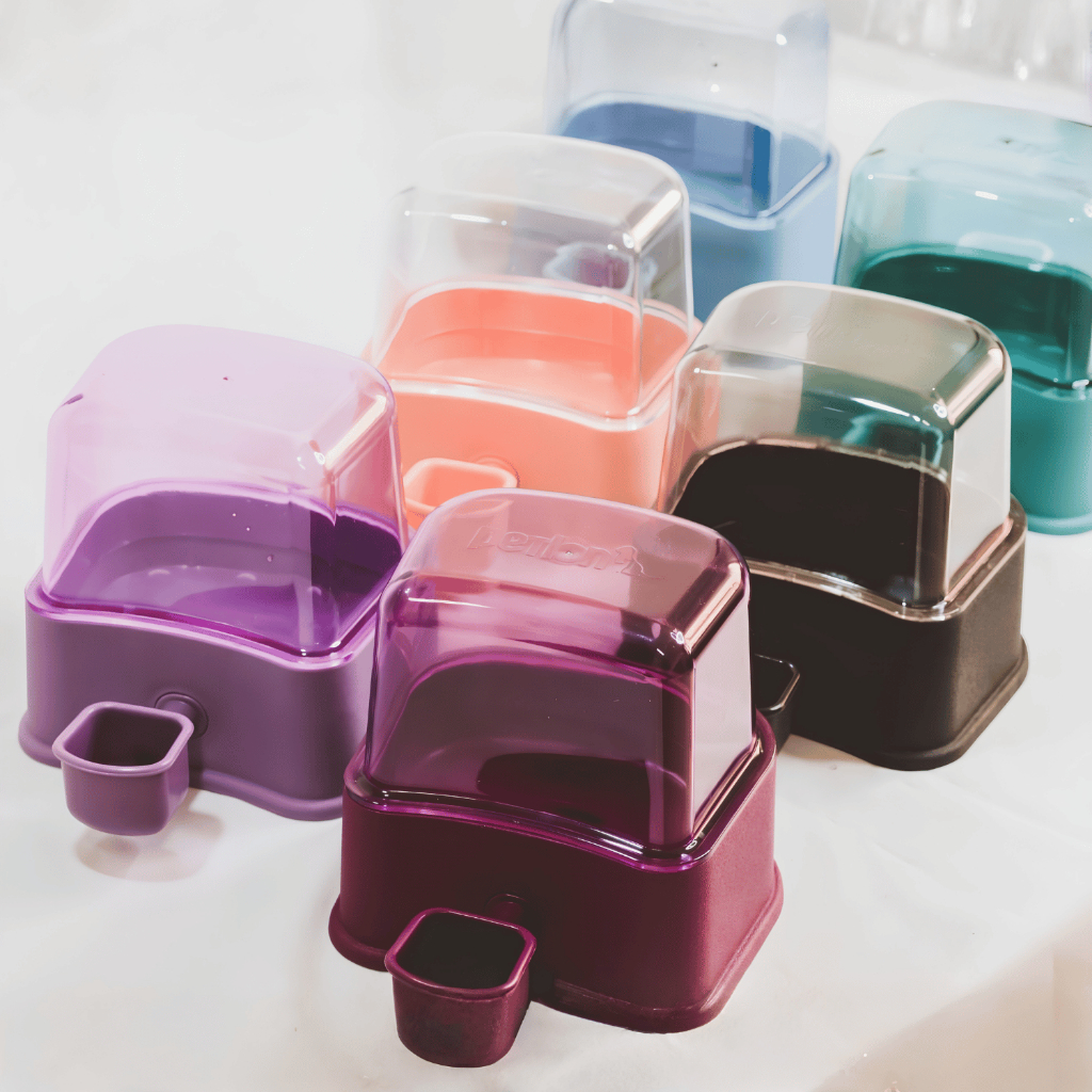 Bebedouro Cães Gatos Pet com Filtro de Carvão Ativado 2,3L Diversas Cores