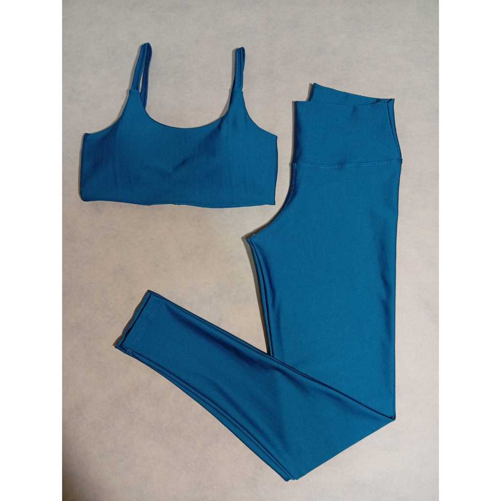 Conjunto Fitness Feminino Legging Cintura Alta + Top Bojo Removivel Academia Moda Fitness Sem Transparência