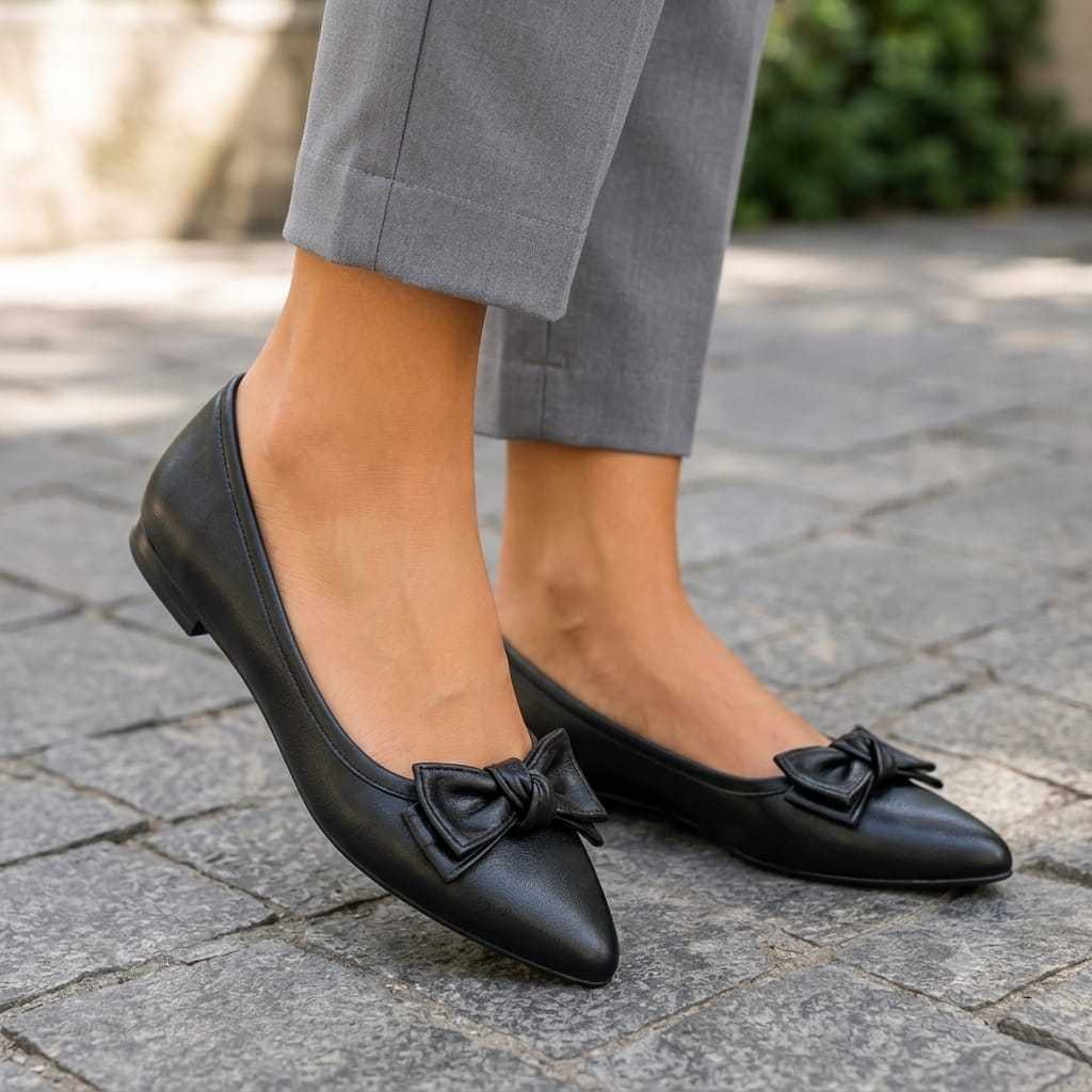 Sapatilha Bico Fino Feminina Preta Rasteira Laço Duplo Blogueira Confort Sem Salto Lançamento