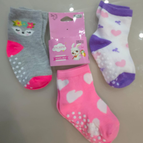 Meia Infantil Menina - Kit 3 Pares - idade 4 a 6 - Antiderrapante - tamanho 19 a 23