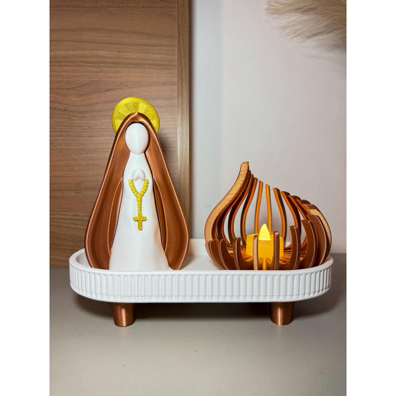 kit decorativo Nossa Senhora de Aparecida + porta velas + vela artificial + altar