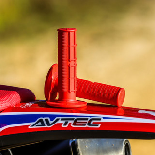 Manopla Moto Punho Crf 230 Crf 250 Crf 300 Tornado 250 Xr 200 Bros Universal Avtec Motocross Trilha Enduro Velocross
