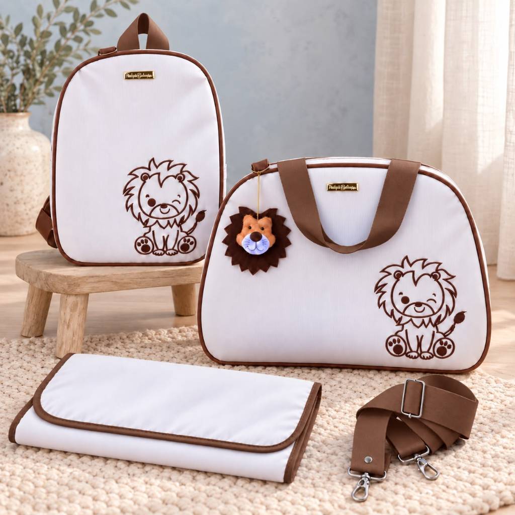 Kit de Bolsa Maternidade Térmica Leãozinho Com Trocador E Mochila 3 Peças Impermeável