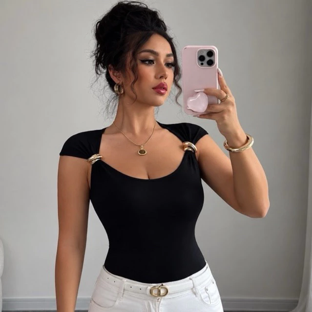Blusa Suplex com Fivela: Estilo e Conforto ✨