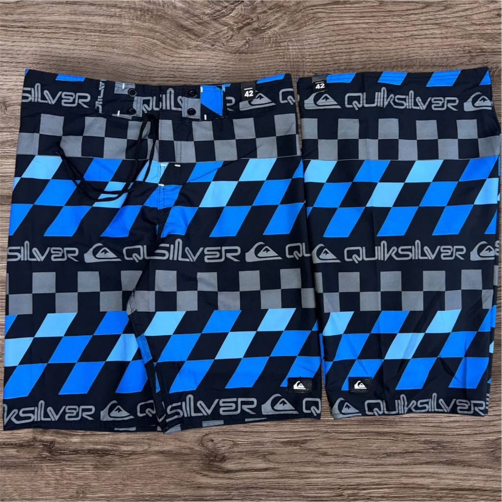 Bermuda de surf Masculina  estampado com pac emborrachado no tecido elastano no tecido molinho