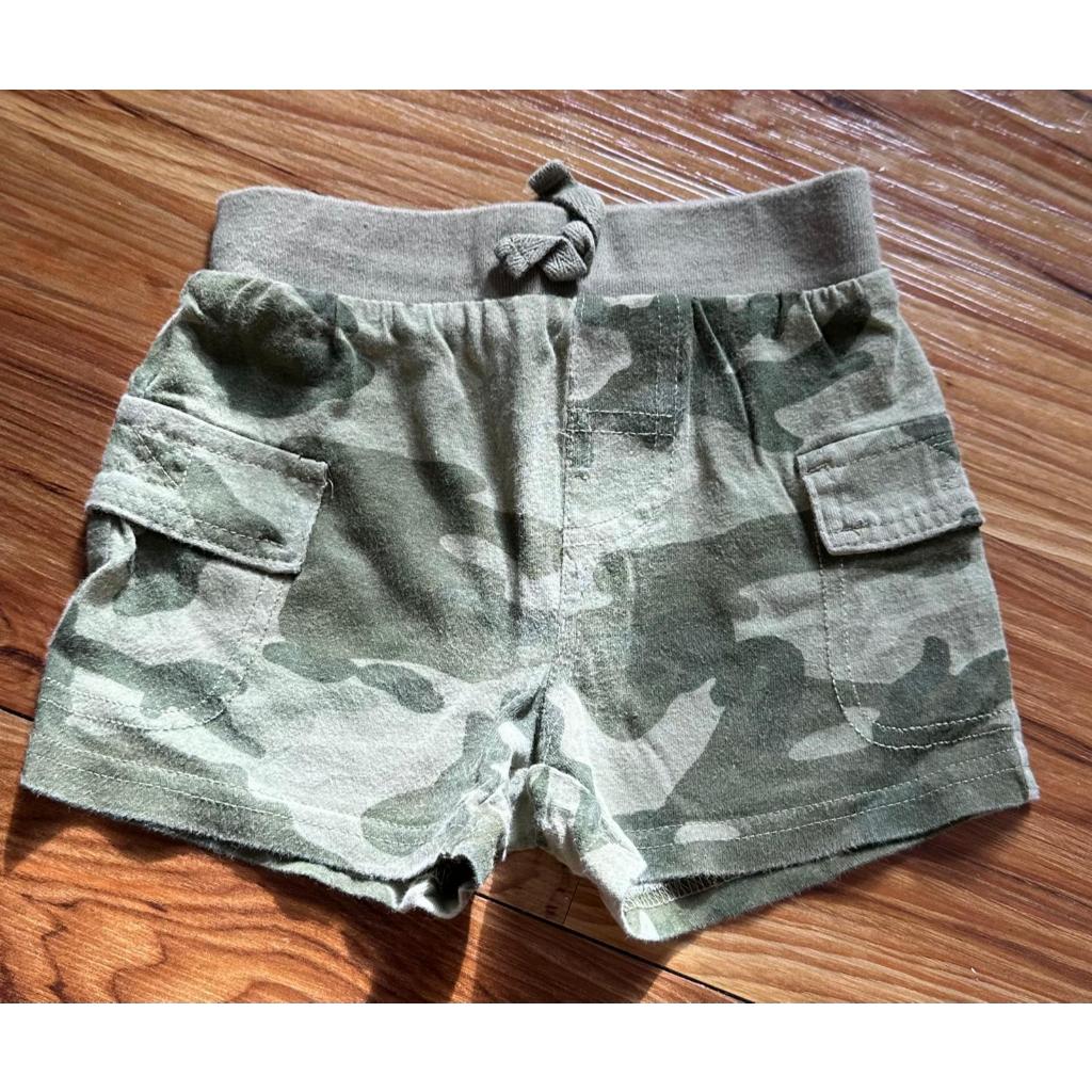 Shorts The Childrens Place tamanho 6-9 meses importado ( Desapego)