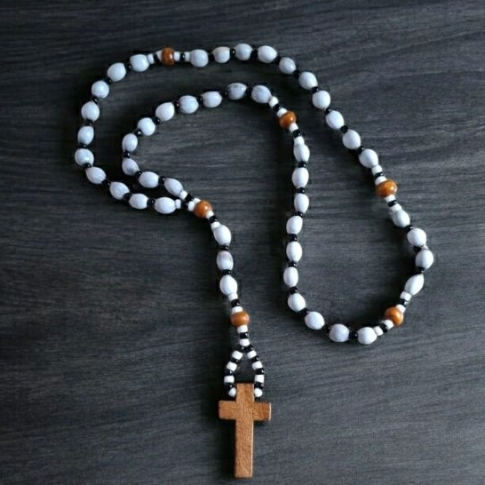 Terço de Lagrimas de Nossa Senhora Pretos Velhos Umbanda Terço de mão Preto velho em Oferta na Shopee