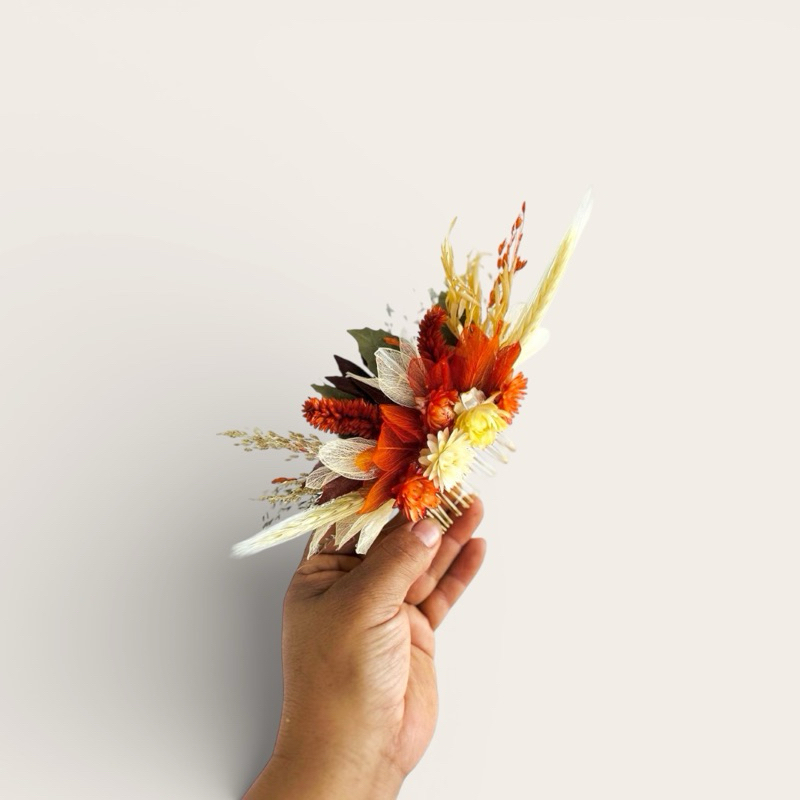 Grinalda Acessório de Cabelo para Noivas com Flores Desidratadas