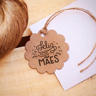 Tags de Papel kraft Impresso com Frase Dia das Mães - com fio de juta - 6x6 cm em Oferta na Shopee