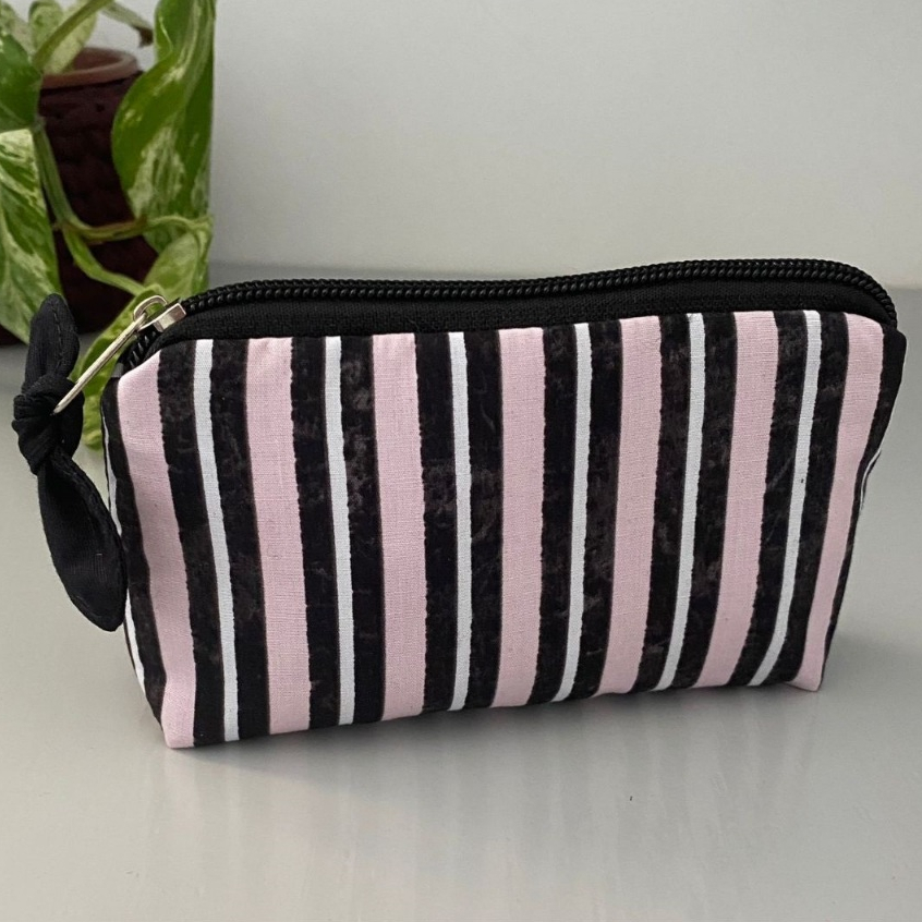 Necessaire Pequena Feminina Porta Absorvente Remédio Maquiagem Organizador de Bolsa