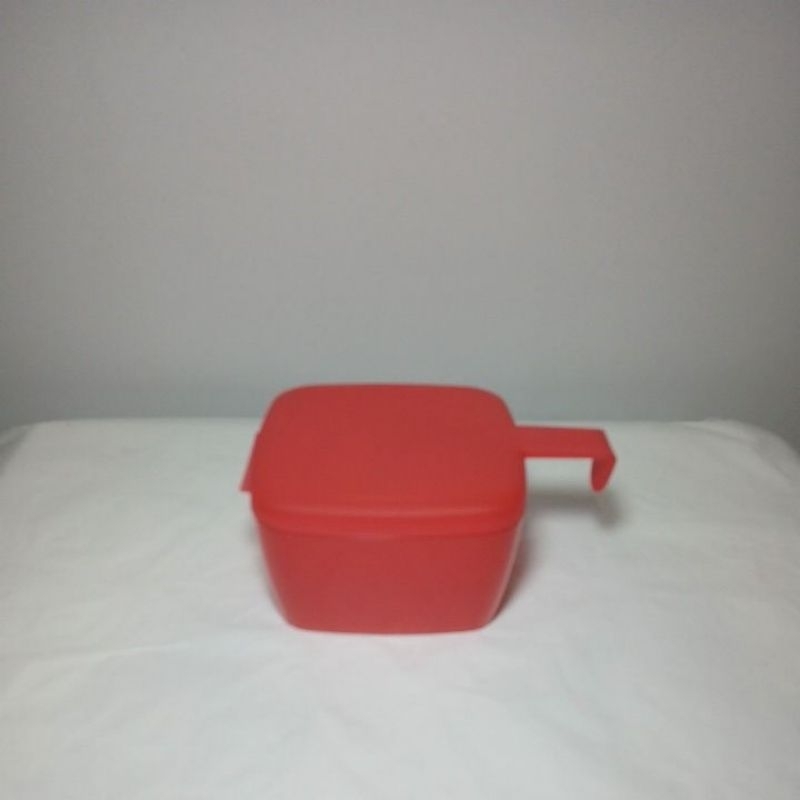 conserva metade quadrada 600ml pitanga Tupperware
