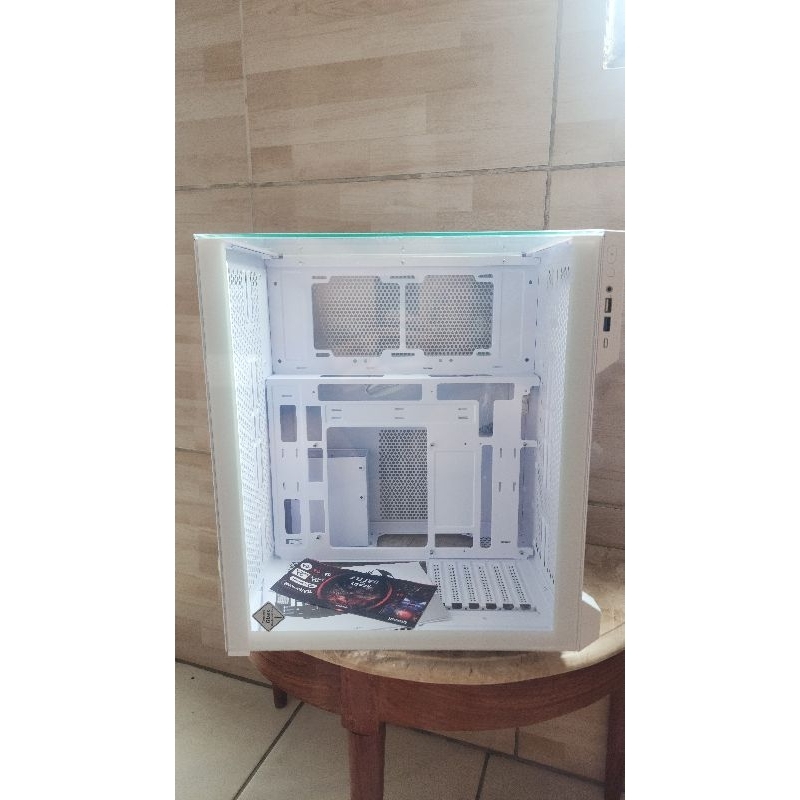 Gabinete Gamer Redragon Wideload Pro - Mid Tower, USB 3.0+2.0, Aquário, Vidro Panorâmico - Branco