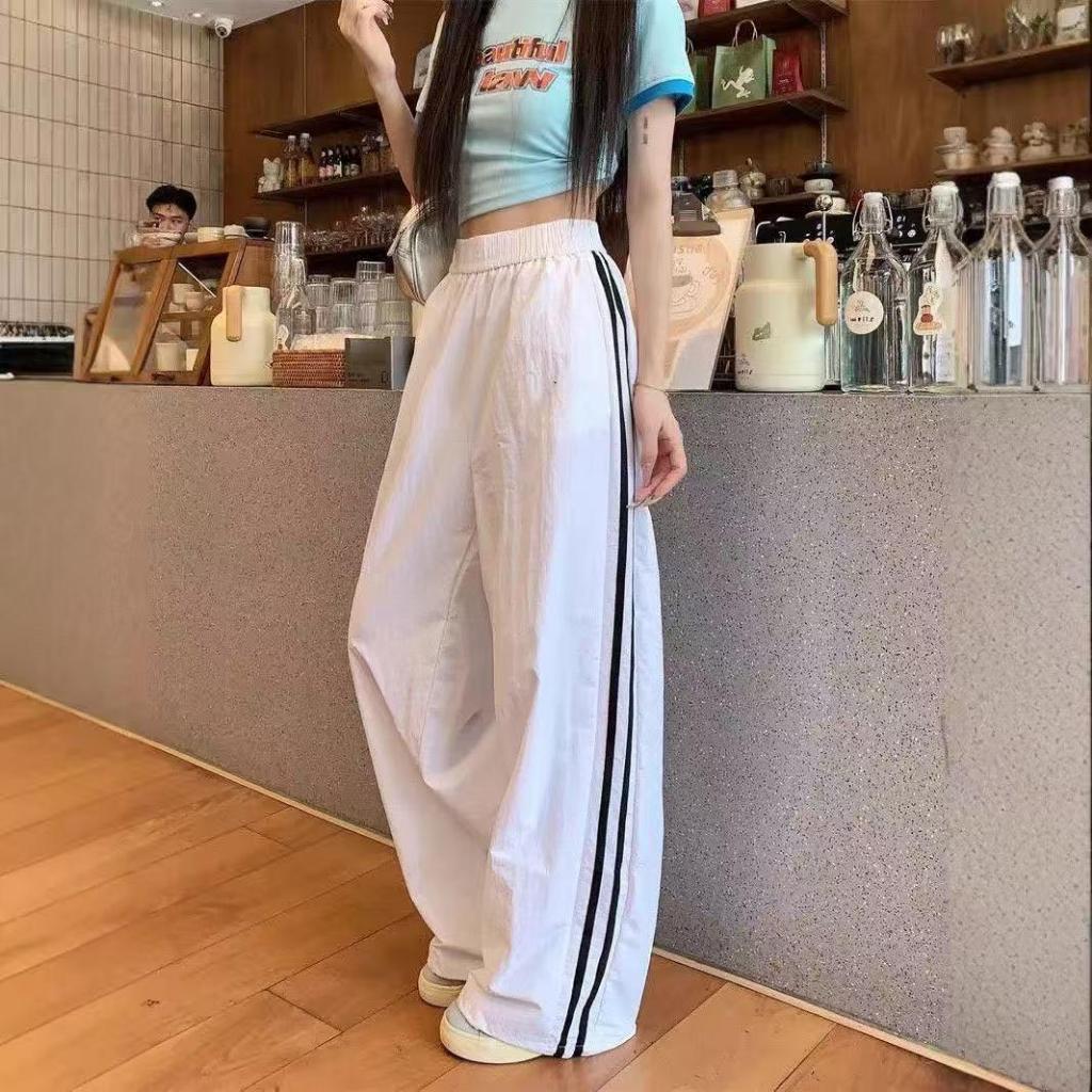 Calça feminina esportiva, cintura alta, perna larga, para treino e dança (listra lateral) — imagem 2 de 2