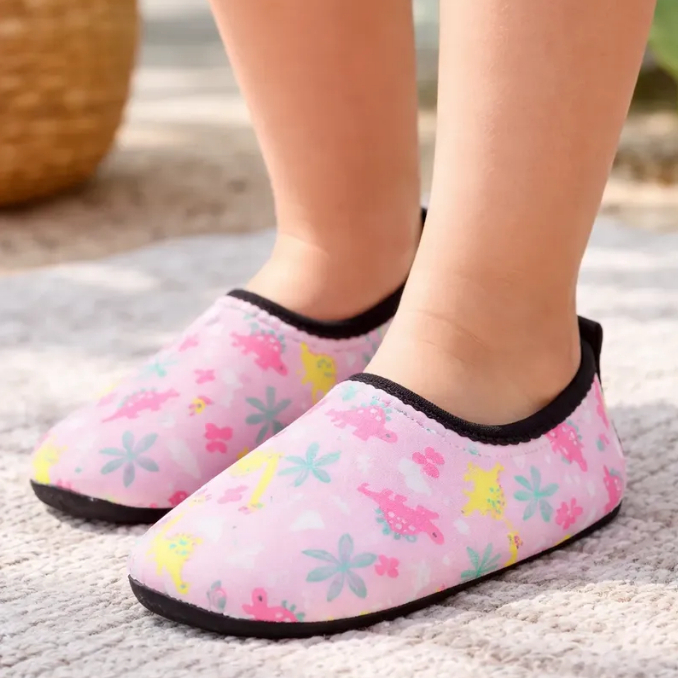 Sapatilha Antiderrapante Sapatinho Calce Facil Infantil Menina - DFashion em Oferta na Shopee