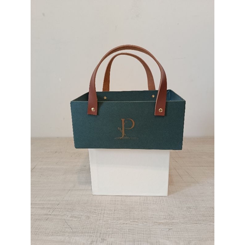 Combo 12 Cestas Cartonadas Convite Padrinhos Brinde Corporativo ou Presente Floricultura em Oferta na Shopee