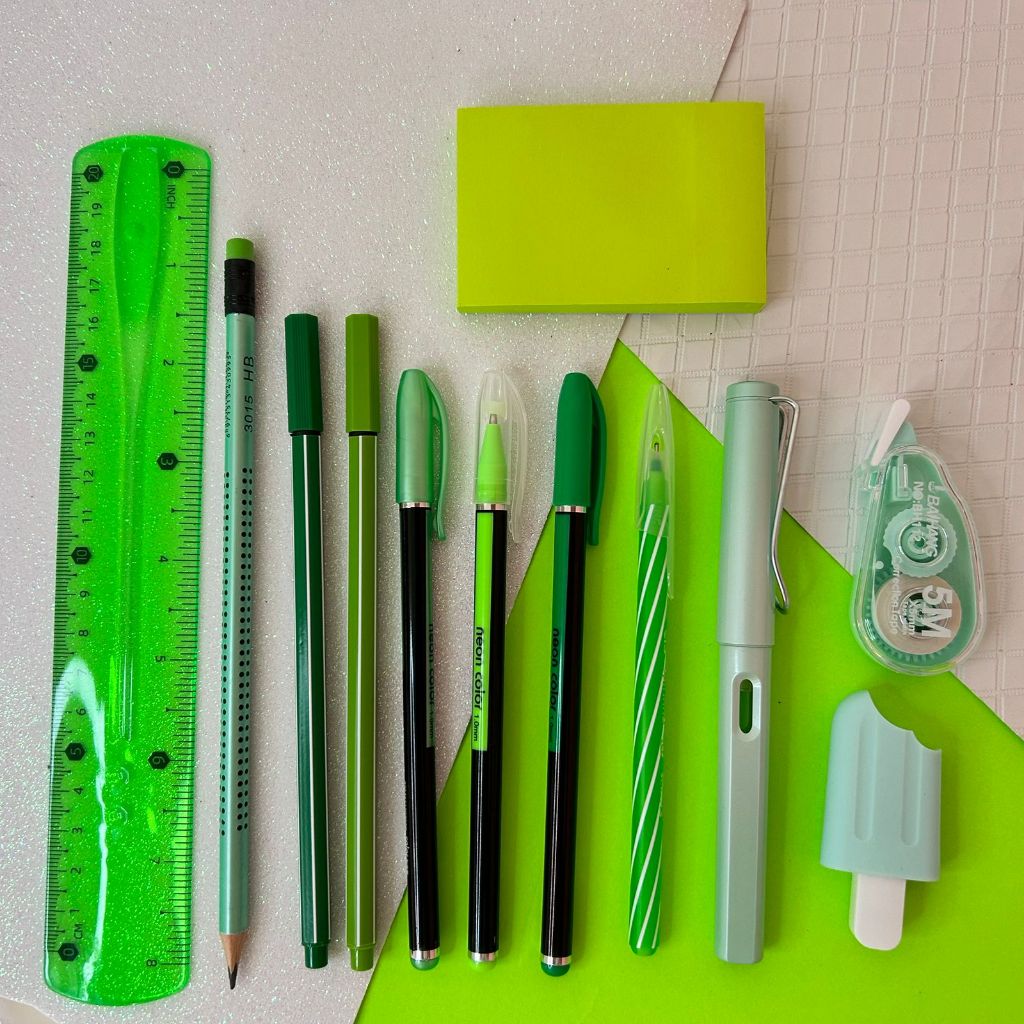 Kit Papelaria Kawaii Verde com 11 itens - Papelaria cor verde - Caneta Verde