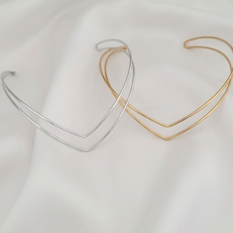 Choker Rígida Dourada / Prata Dupla V Aro Geométrico Minimalista Colar Feminino Luxo para Festas e Casamentos
