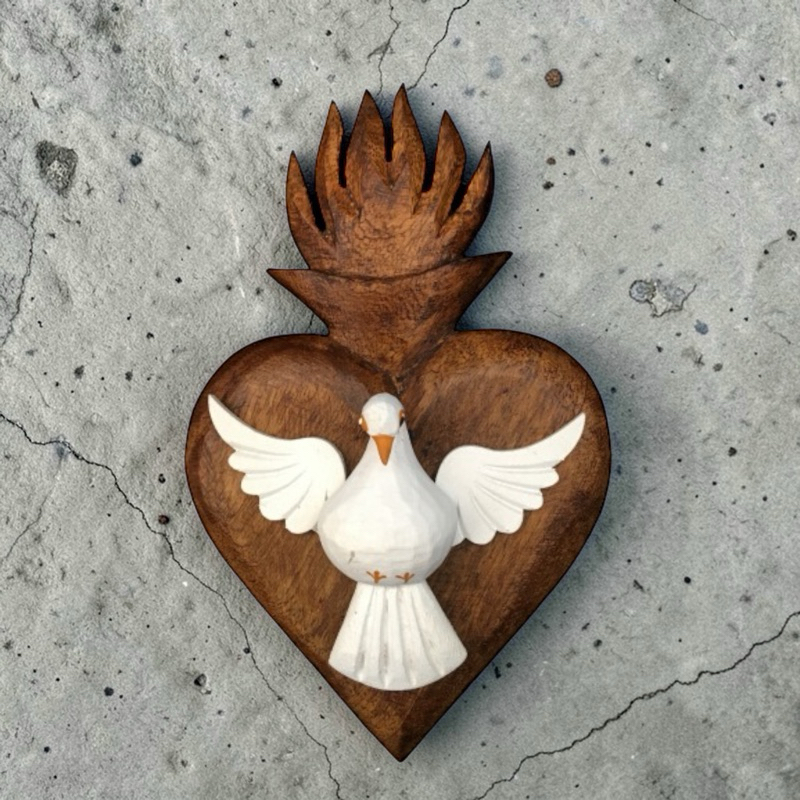 Divino Coração de Parede 18 cm em Madeira Decoração Divino Espírito Santo