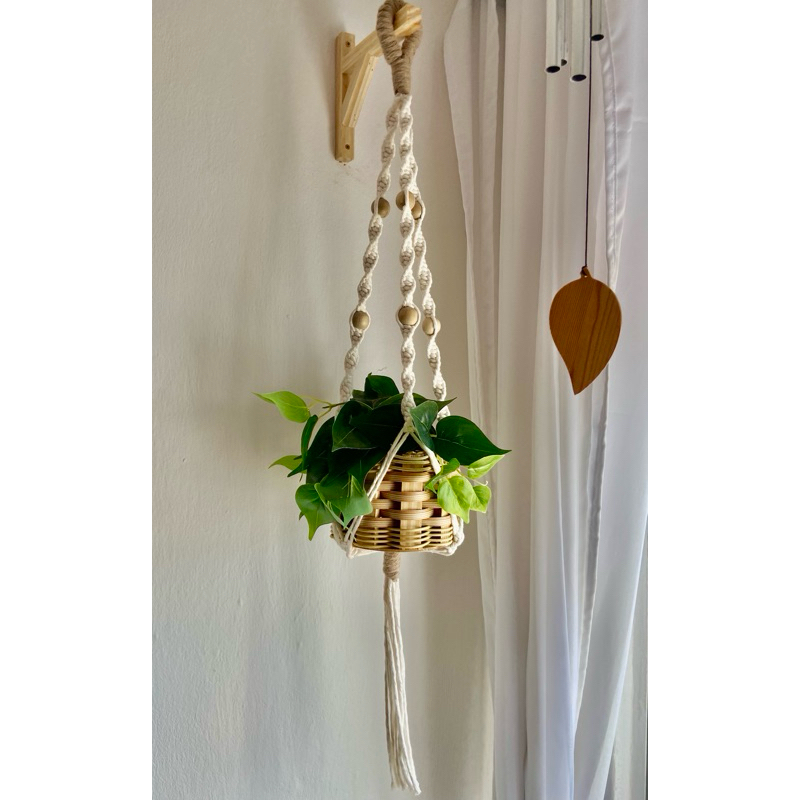 kit Suporte para Plantas em Macramê com Suporte de Parede  (mão francesa de madeira pinus)Porta Vaso Suspenso.