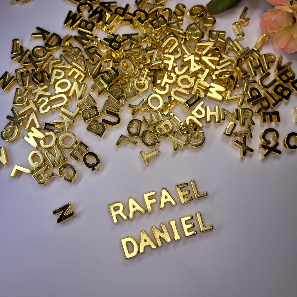 Kit Letras Passante 12mm Alfabeto Completo Acrílico Dourado Personalizar Nome Calcinha Pulseira