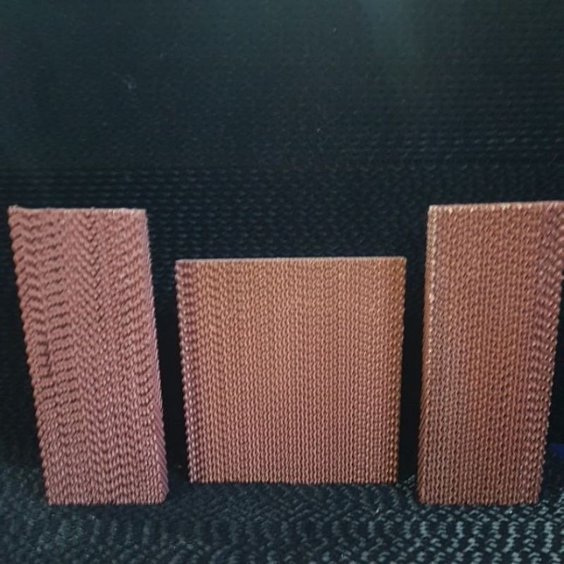 Kit 3 pçs, Placa Evaporativa /  (1-43 cm x 41 cm x 5 cm / 2-52 cm x 21 cm x 5 cm)