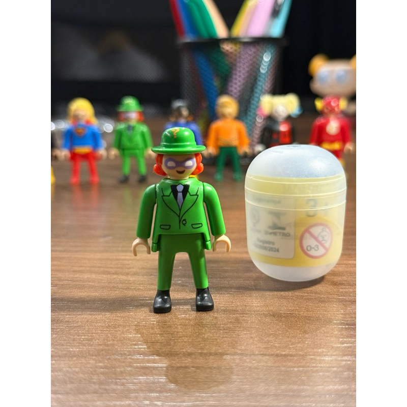 Charada DC Kinder Ovo Playmobil